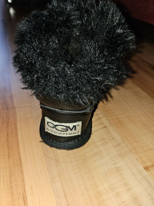Cizme UGG marimea 24