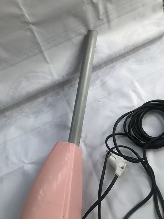 Продается пылесос для авто.