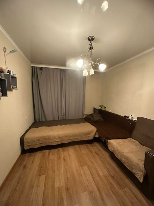 продам 2 комн квартиру