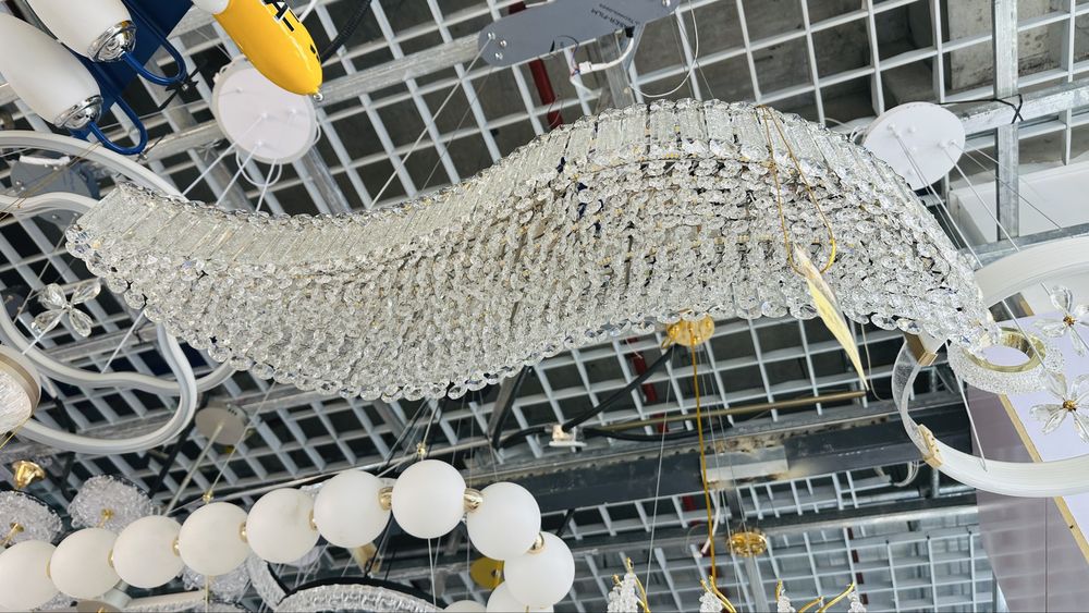 Продам люстру для дома