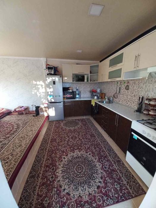 Уй сотилади 8 сотих. SROCNO