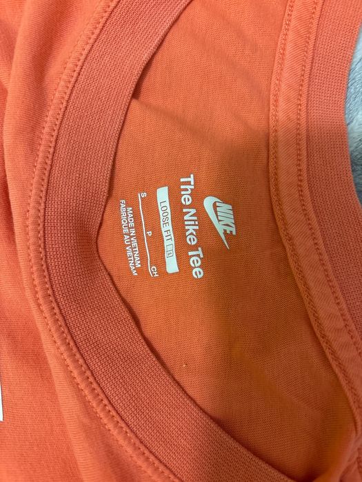 Nike тениска оранжево-розова малко носена