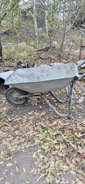 колёса на тачки, тележки разные и для воды или газбаллона.