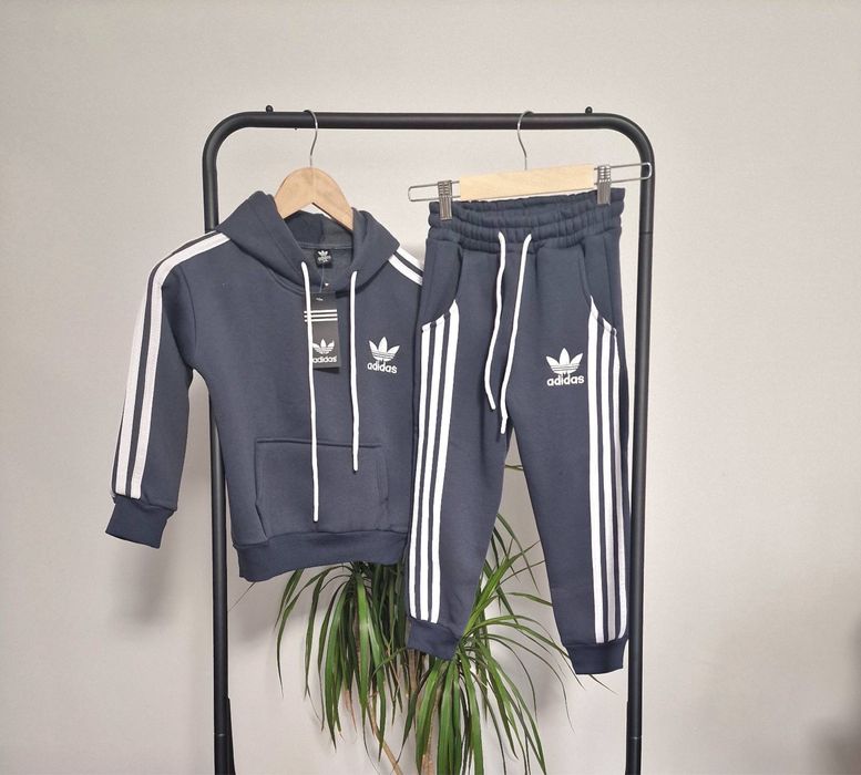 Спортен екип/анцунг от две части за деца и бебета