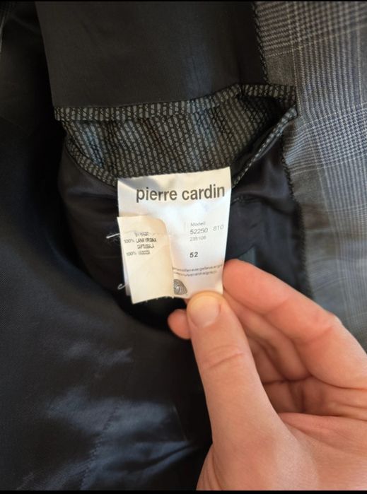 Costum barbatesc Pierre Cardin