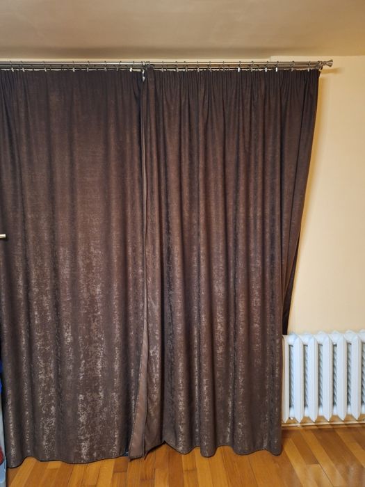 Mobila de living/birou/biblioteca ca noua