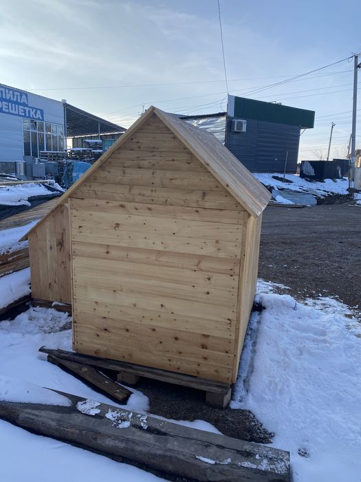 Большая собачья будка