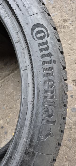 4 anvelope iarna ca noi Continental,fata 245/40/20,spate 275/35/20,dot 2025.Pretul este pe bucata.
