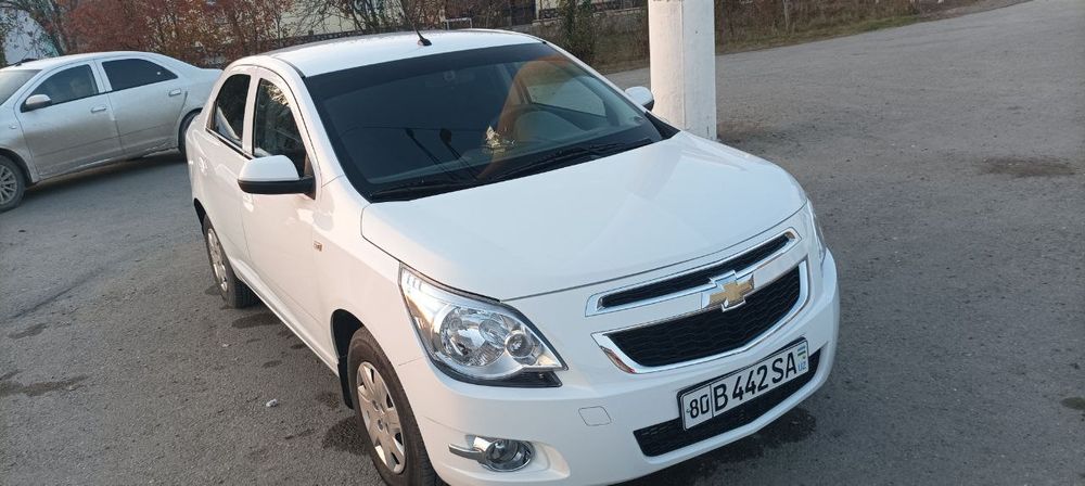 Chevralet Cobalt. 4 pozitsiya 2023 yil