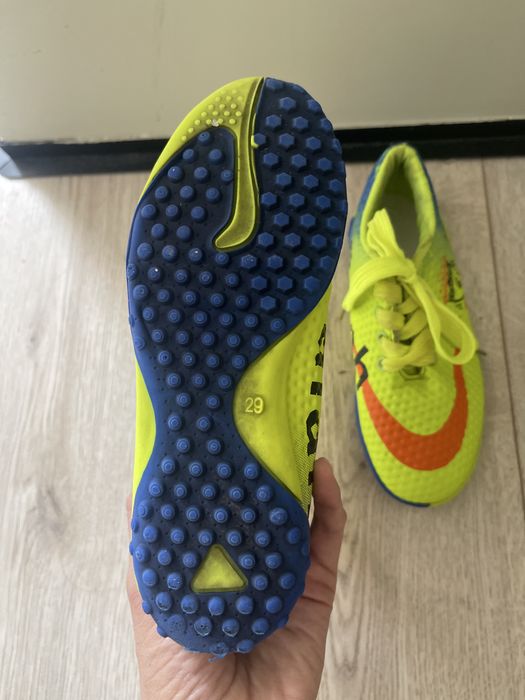 крассовки сороконожка