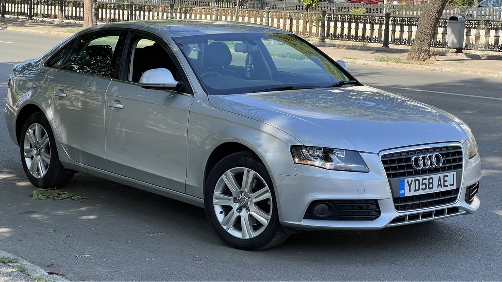 Dezmembrez/Dezmembrari Audi A4 B8 2.0Tdi CAGA 140cp  LX7W