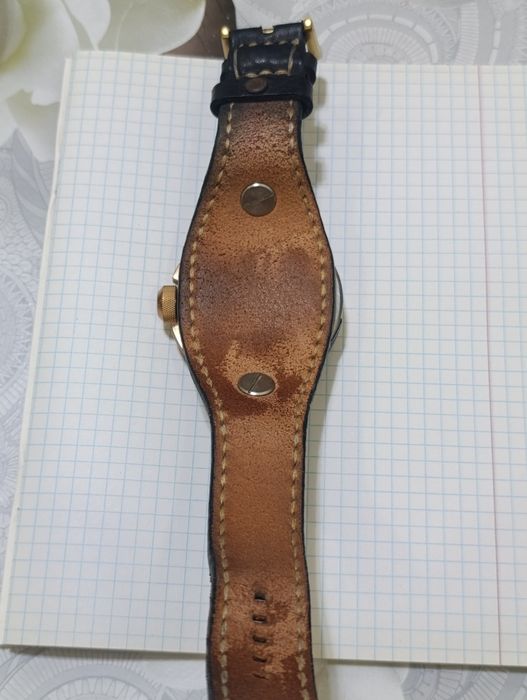 Часы INVICTA. Хронограф Швейцария