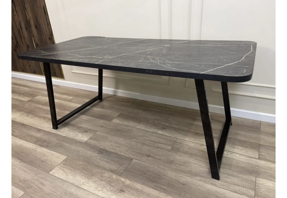 Стол 180/90см новый