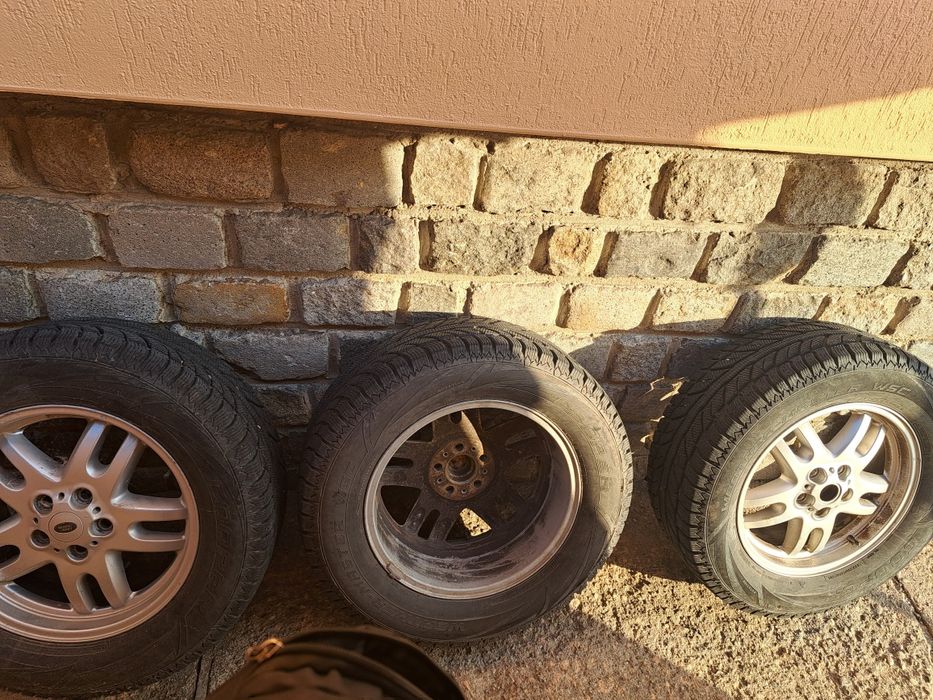 Продавам гуми с джанти