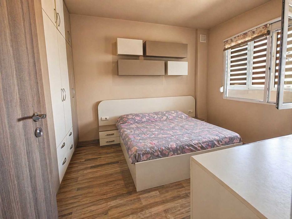 Продава се Тристаен апартамент в София, Лагера - 80 кв.м за 1460 €/кв.м - Снимка #8