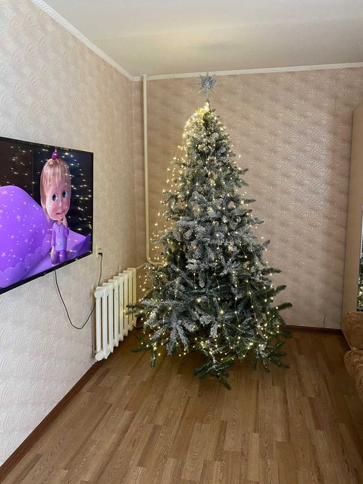 Искусственная елка 2,2 метра