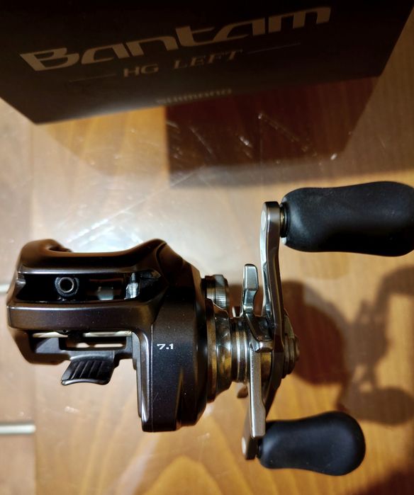 Продавам байкаст макара shimano Bantam HG LEFT