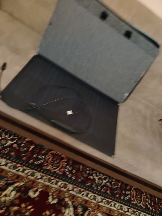 Сотилади янги.  Комплектида куват сакловчи батарейки ва куёш панеди