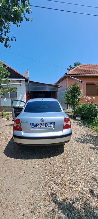 VOLKSWAGEN Passat 2002 — imagine 3