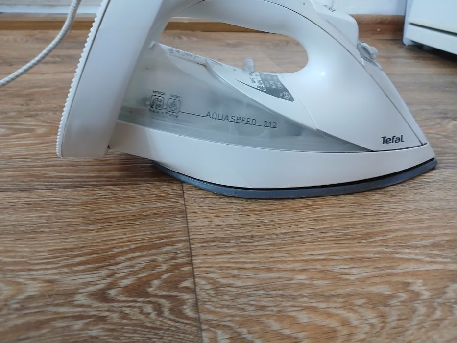 Утюг в хорошем состоянии