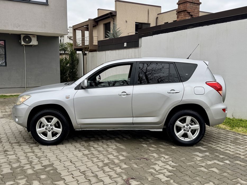 Vand/Schimb Toyota Rav4 2009, 2.2d, 4x4, inmatr.ro