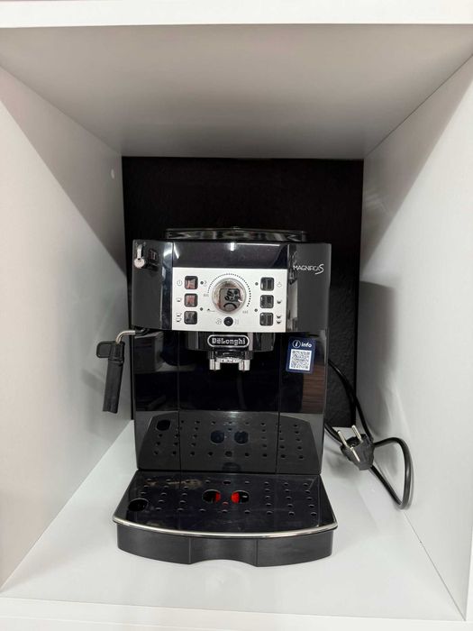 Espressor Delonghi Magnifica S GARANTIE 12 luni
