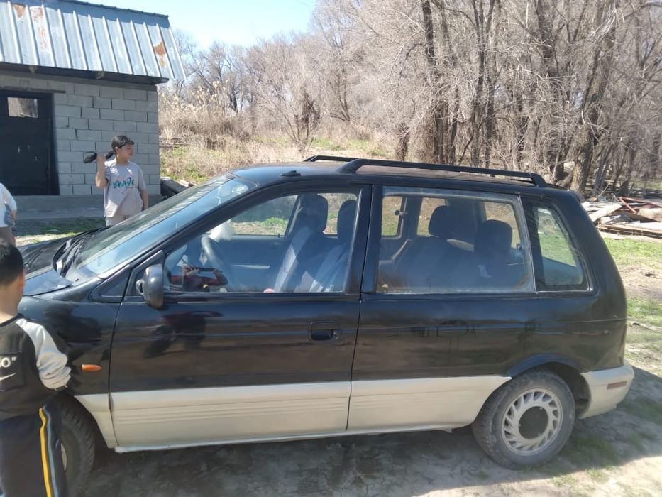 mitsubishi,space wagon