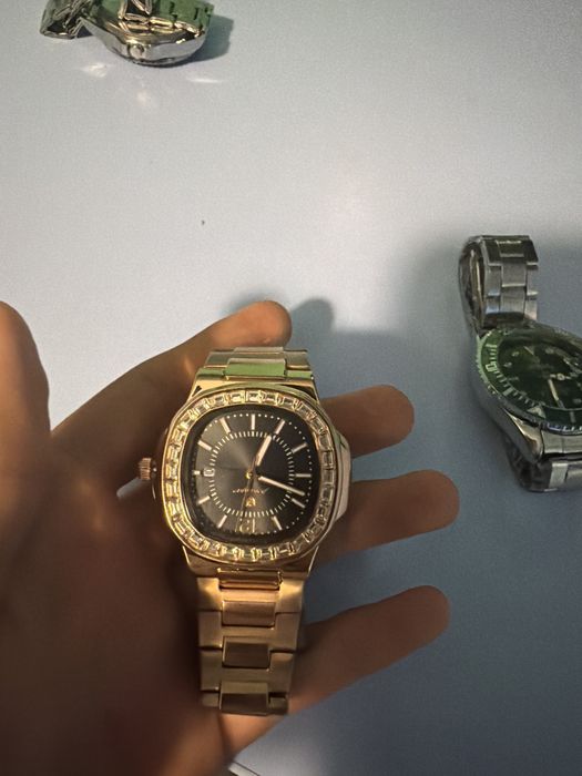 Set 3 un  poedgar su un Rolex