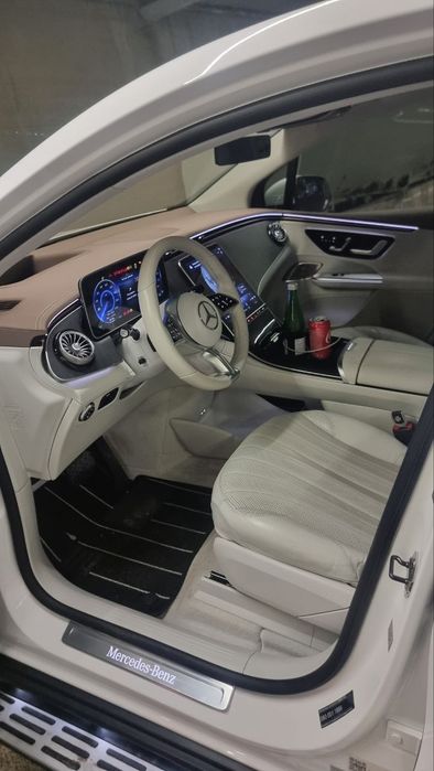 Mercedes Benz EQE 500 4MATIC SUV made in USA