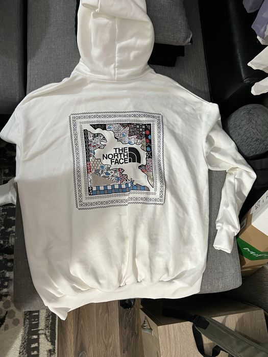 Суитшърт the north face