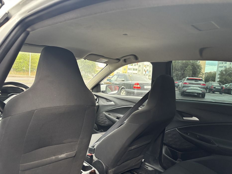 Chevrolet onix2023год