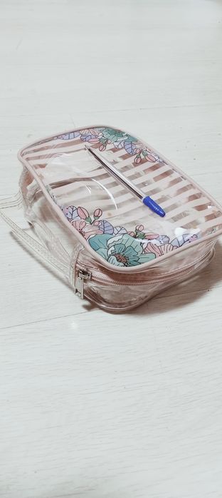 Продам новую касметичку