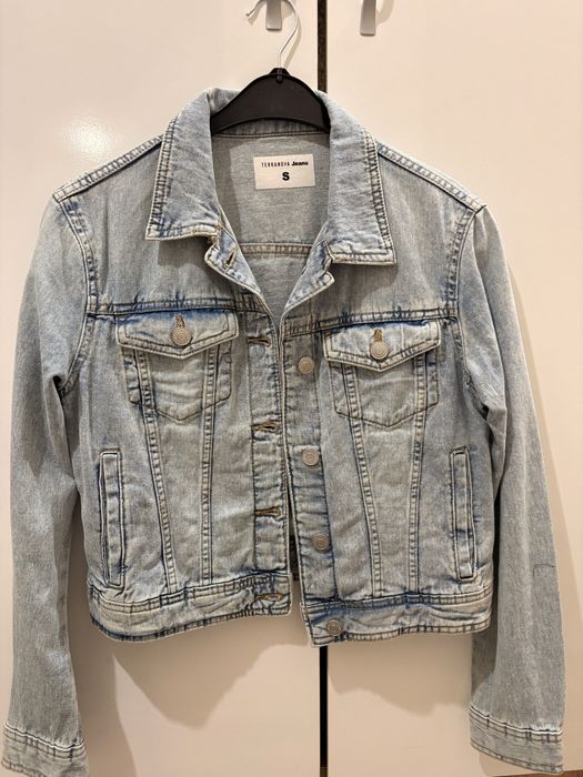 Късо дънково яке