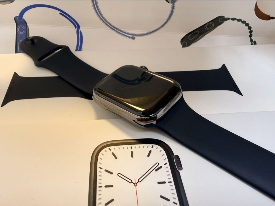 Vând Smartwatch Apple watch 7 celular