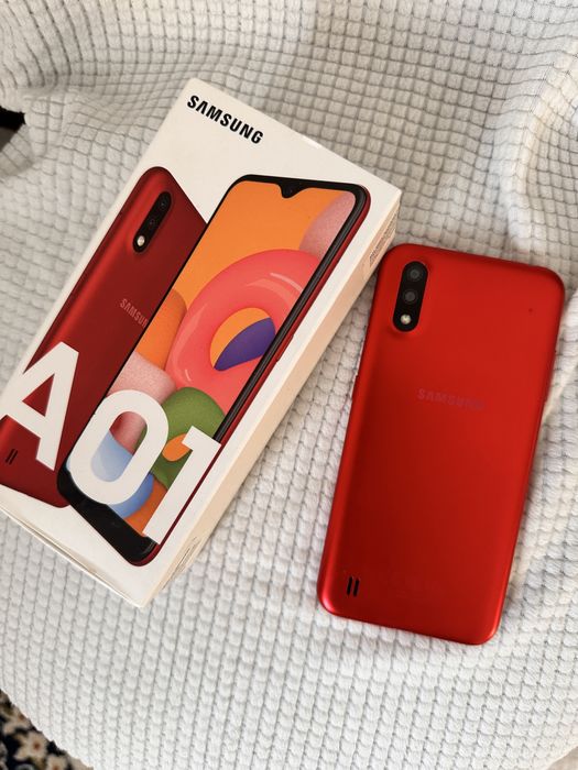 Продам телефон самсунг А01