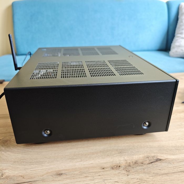 Yamaha R-N600A - Network Stereo Receiver