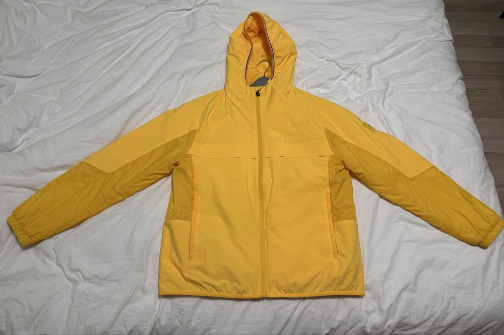 Geaca Tommy Hilfiger marime L