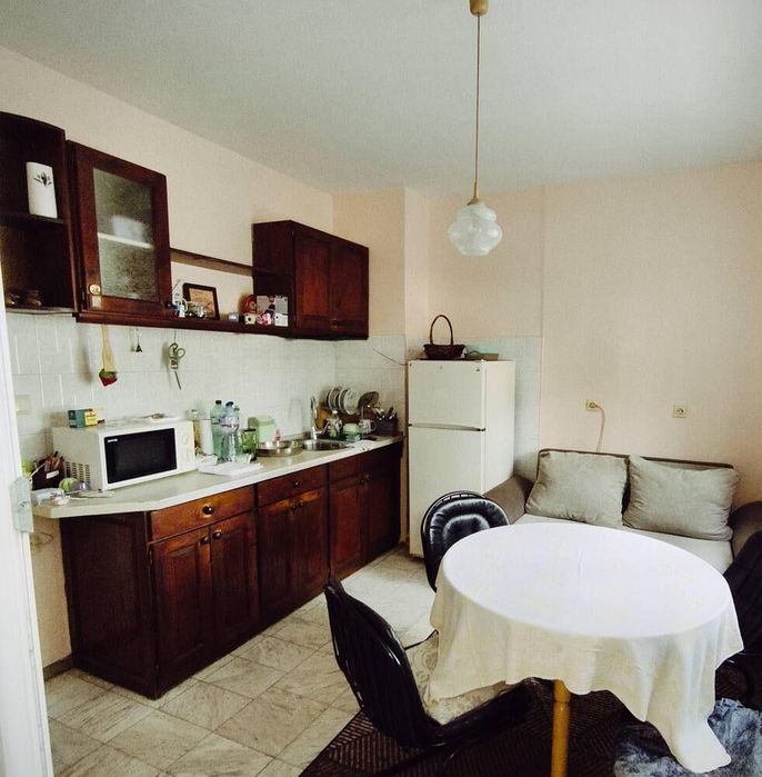 Дава се под наем Двустаен апартамент в Бургас, Меден рудник - зона Б - 74 кв.м за 382.5 € - Снимка #1