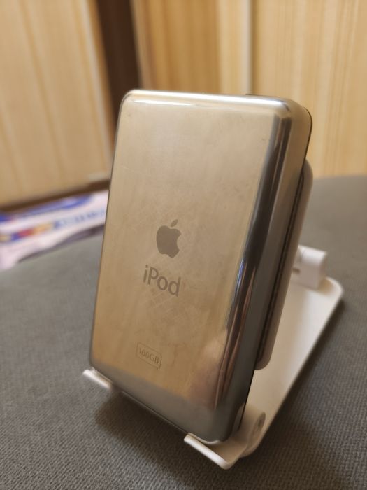 Продам IPod classic 7 поколения