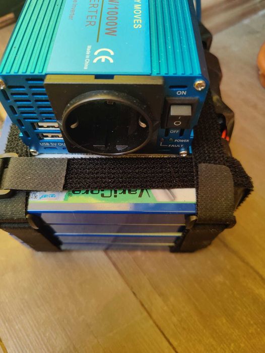 UPS invertor sinusoida pura 500w LiFePO4 64Ah BMS 120A active balancer