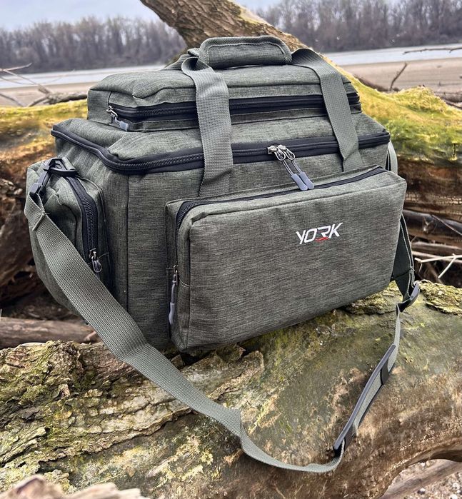 Сак за спининг риболов+кутия