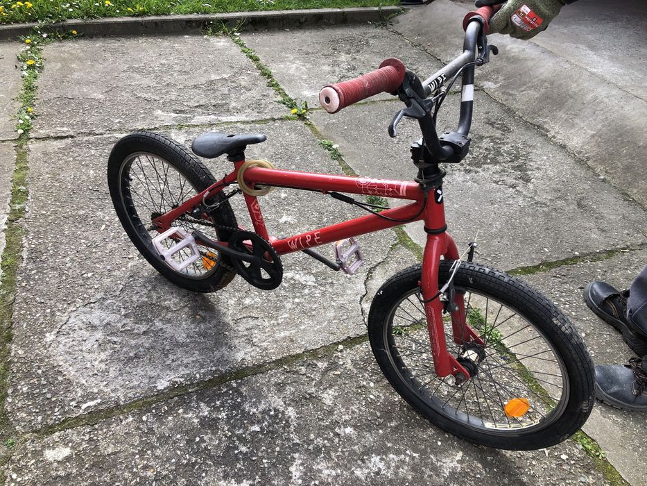 De vanzare BMX rosu, Rasnov