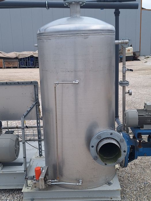 Вакуум помпа с воден пръстен