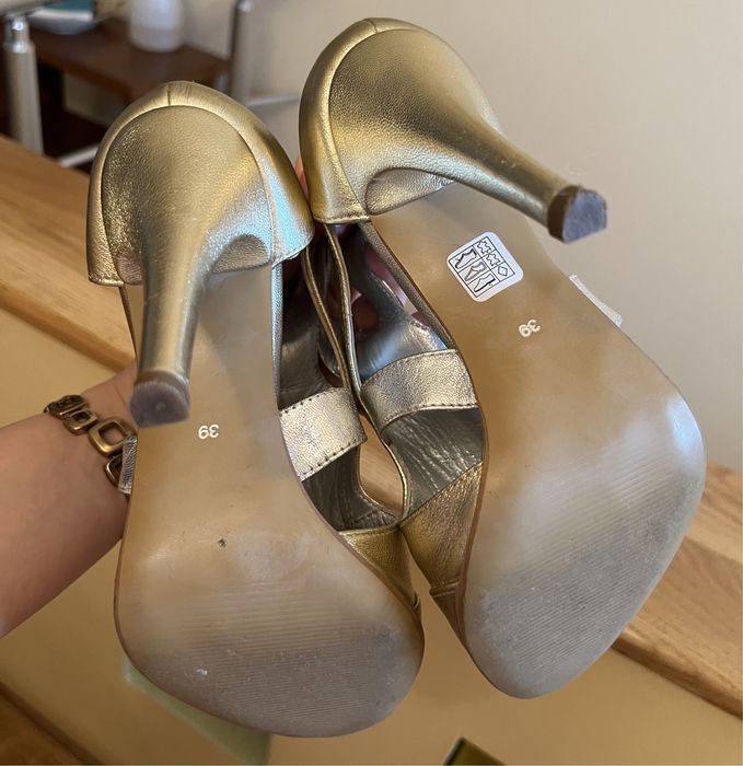 Vand sandale din piele argintiu & auriu 39