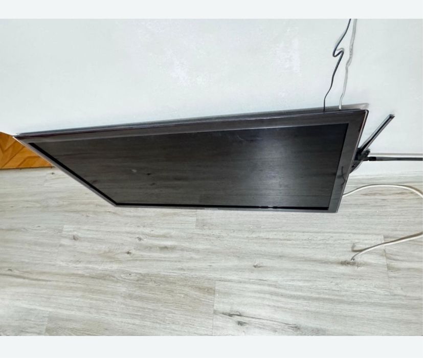 Продам телевизор