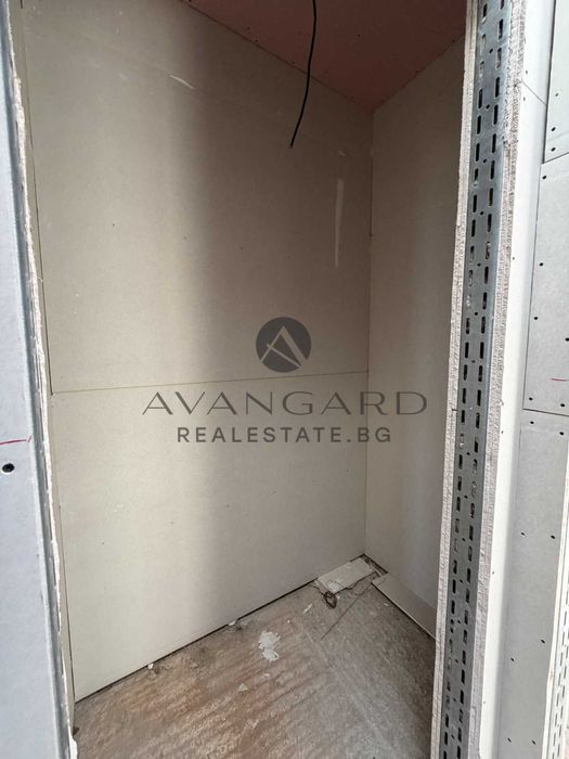 Продава се Къща в Пловдив, Остромила - 220 кв.м за 973 €/кв.м - Снимка #3
