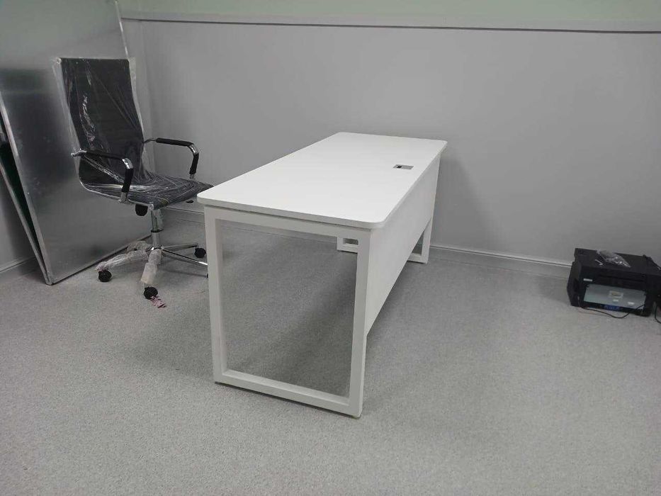 Стол для преподавателя