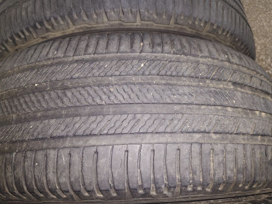 Продам комплект летней резины MICHLEN R20