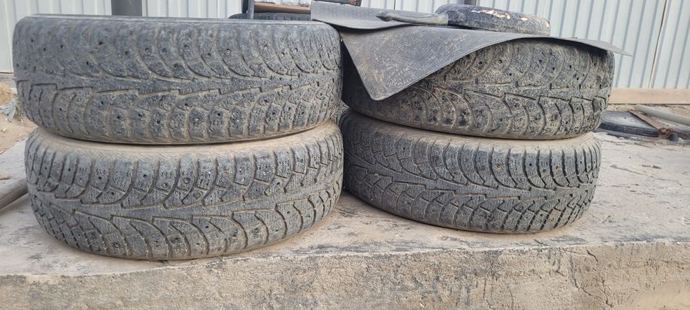 Б,у покрышка с дискы 205/65/16 4 шт зимный