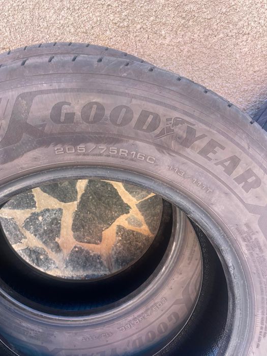 Гуми Goodyear Efficient Grip 205/75/16 C